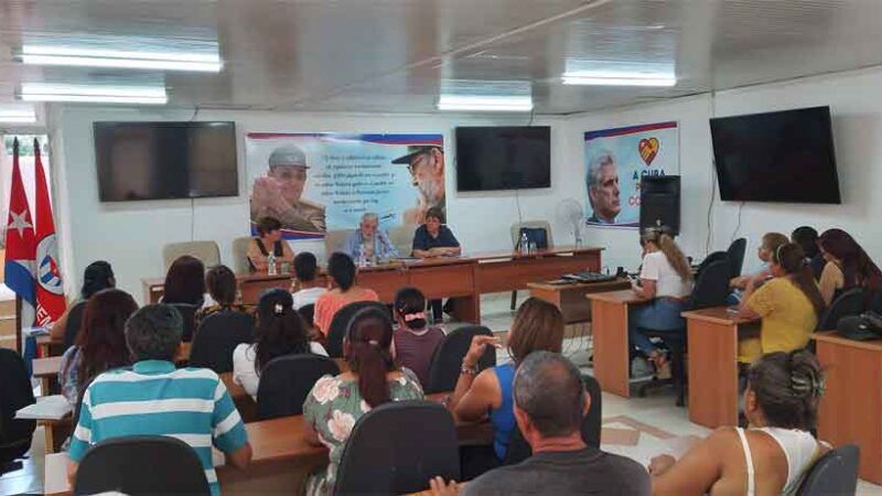 Presentan en Cuba revista de la Red en Defensa de la Humanidad
