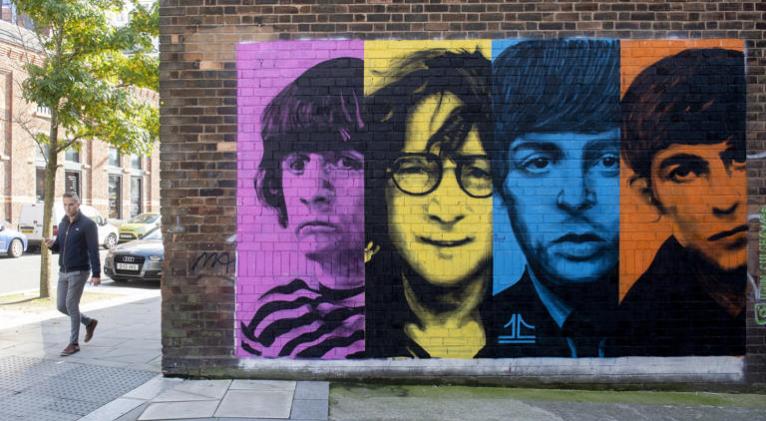 Reeditan con nuevas canciones los álbumes Rojo y Azul de grandes éxitos de los Beatles