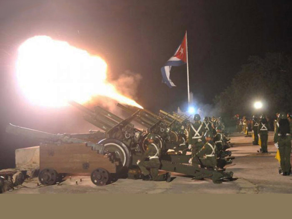 Cuba alista ceremonia militar por aniversario 65 de la revolución