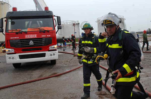 Bomberos de Cuba insisten en cumplimiento de normas de protección