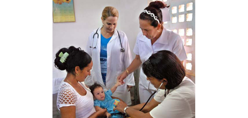 Presidente de Cuba felicita a familia de la Medicina Latinoamericana en su día