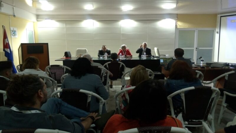 Miradas al cine en taller sobre oportunidades y desafíos del audiovisual en el contexto regional