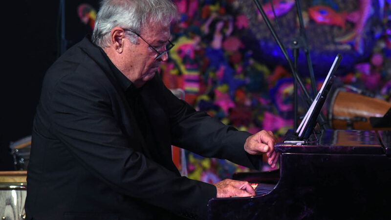 Cuba celebra el cumpleaños 70 de músico José María Vitier