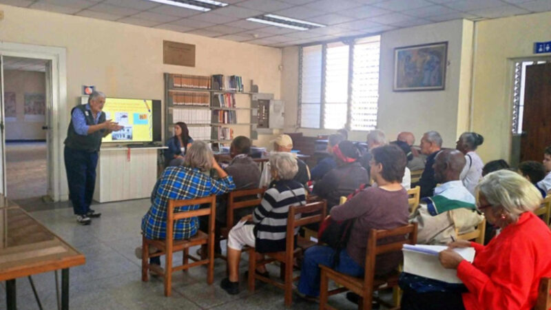 Círculo Filatélico del Cerro rinde homenaje al Héroe Nacional José Martí
