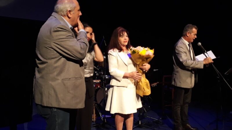 En las manos de Zaida del Río, el Premio Nacional de Artes Plásticas 2023