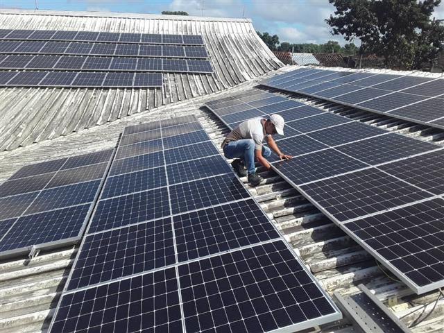 Sociedad Económica Amigos del País propone panel sobre energía renovable en Cuba