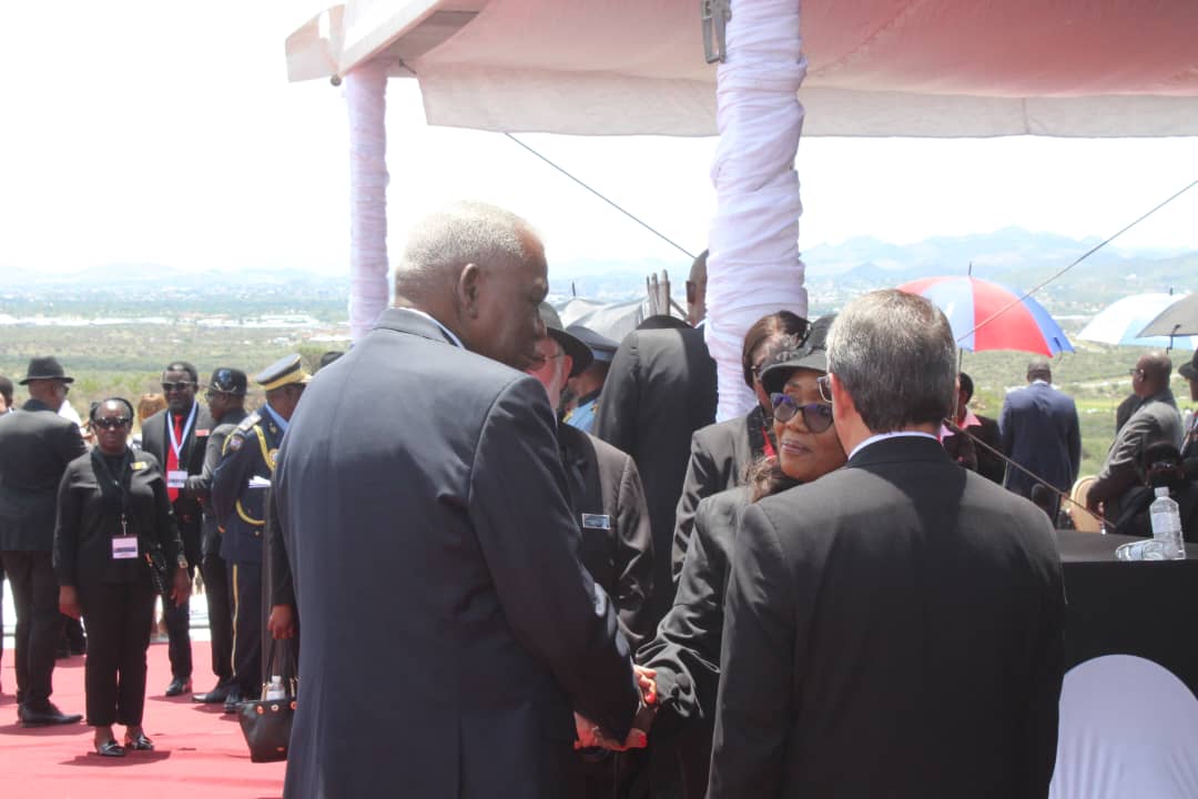 Asistió presidente del Parlamento cubano a sepelio de Hage Geingob