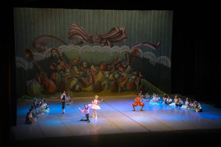 Escuela Cubana de Ballet ensalza labor de Instructores de Arte