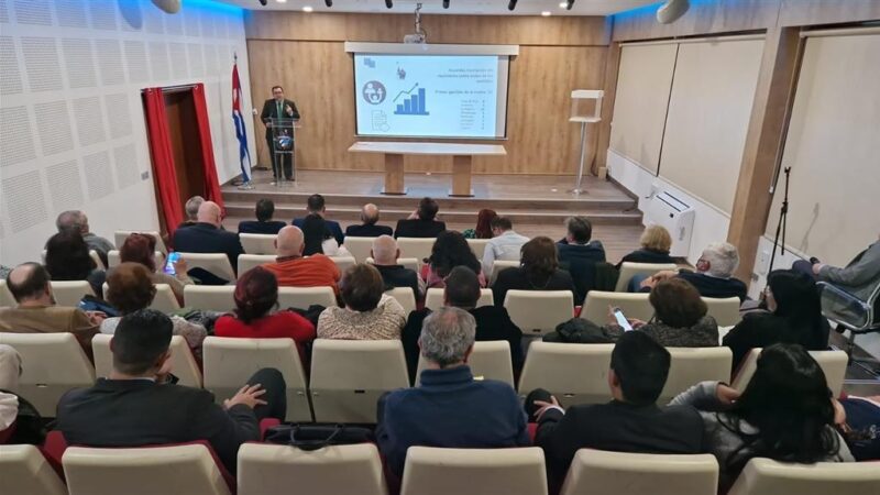 Detallan en España Código de las Familias de Cuba