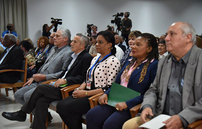 Asiste Díaz-Canel a apertura de Feria Internacional del Libro