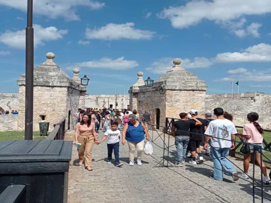 Un día en la XXXII Feria Internacional del Libro de La Habana 2024