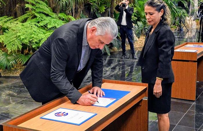 Díaz-Canel: Hoy suscribimos una norma de compromiso moral