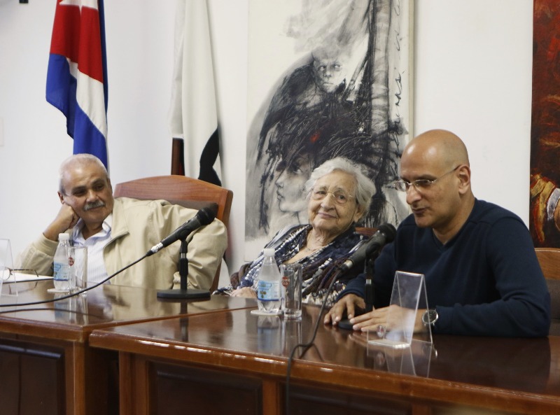 Desde las letras y el pensamiento construyen identidad