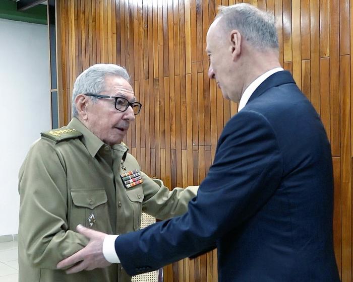 Recibió Raúl al Secretario del Consejo de Seguridad de la Federación de Rusia