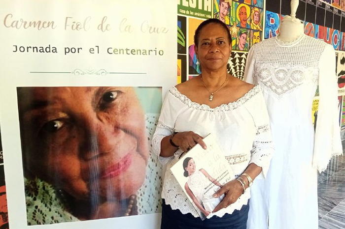 Homenajear a Carmen Fiol en su centenario
