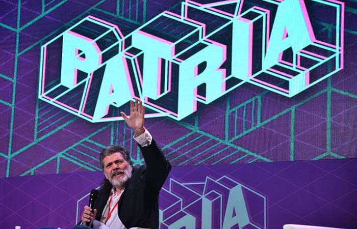 Reflexionan en el Coloquio Patria sobre el colonialismo cultural