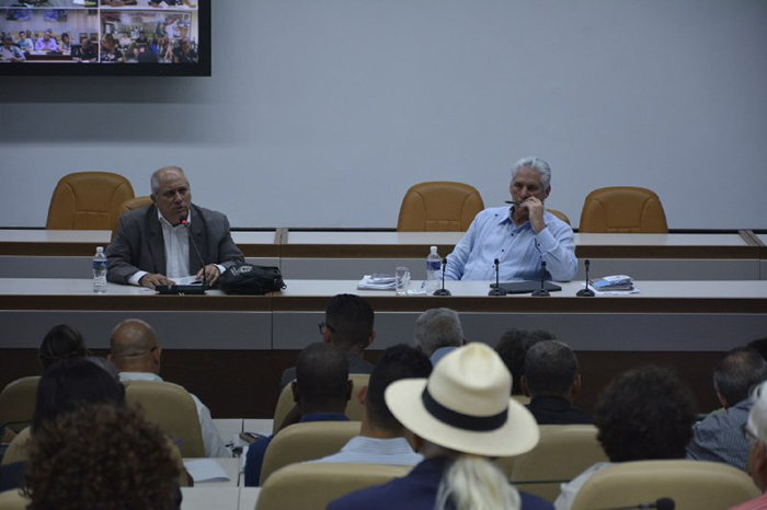 Insta Díaz-Canel a elevar la espiritualidad del pueblo desde la cultura
