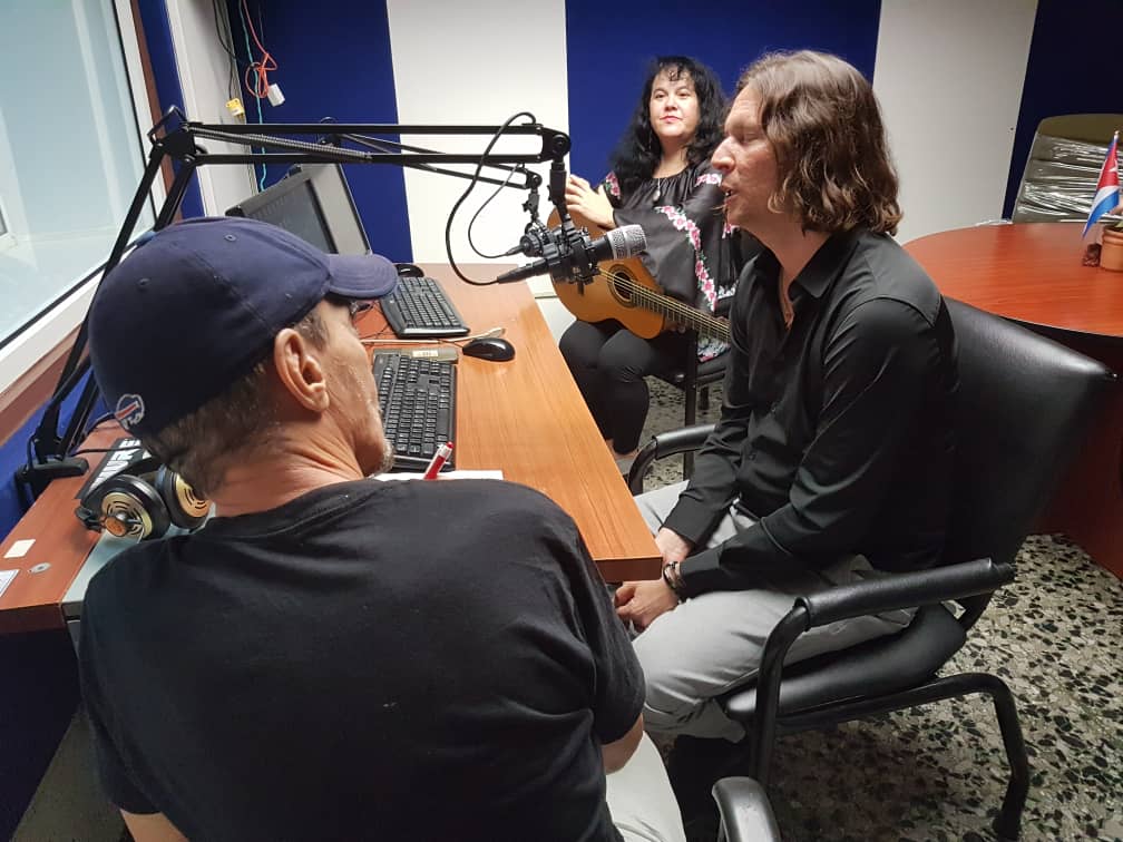 De visita nuevamente el maestro Reynier Mariño en Radio Enciclopedia (+Fotos)
