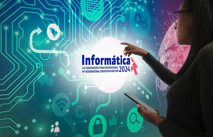 Tecnologías novedosas y  comunicación digital en Convención Informática y Coloquio Patria