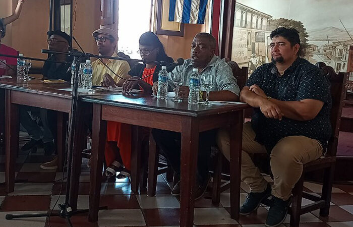 Homenaje al tresero Pancho Amat en próximo Festival de la Trova