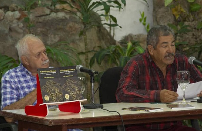 Presentan libro en homenaje al Músico-Comandante Juan Almeida Bosque