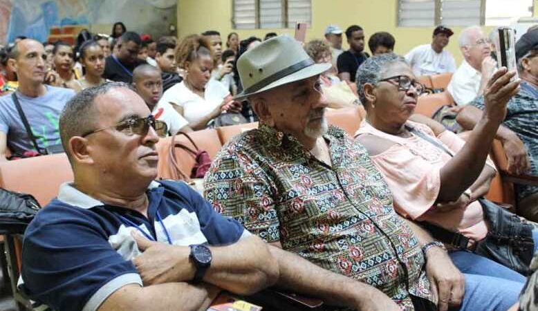 Inició espacio teórico Lino Betancourt en Festival de la trova Pepe Sánchez