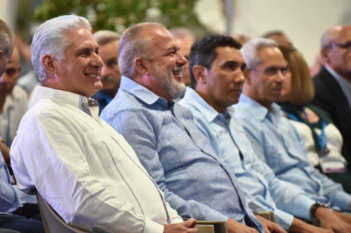 Asiste Díaz-Canel a apertura de II Feria de Transporte y Logística