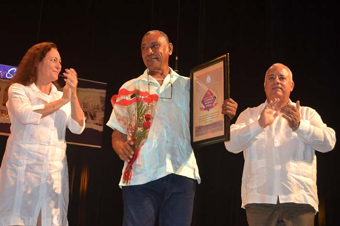 Declaran nuevos hijos ilustres de la ciudad de Cienfuegos