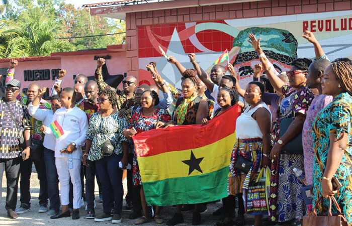 Constituyen en Cuba XVII Brigada Internacional Primero de Mayo