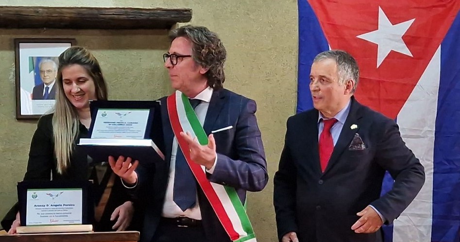 Reconocimiento en región italiana de Calabria a brigada médica cubana