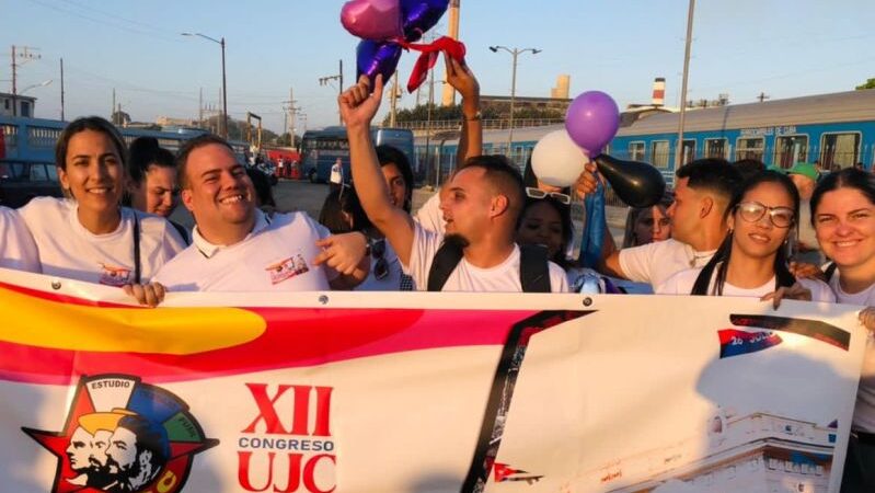 La juventud convoca: Crecer con futuro