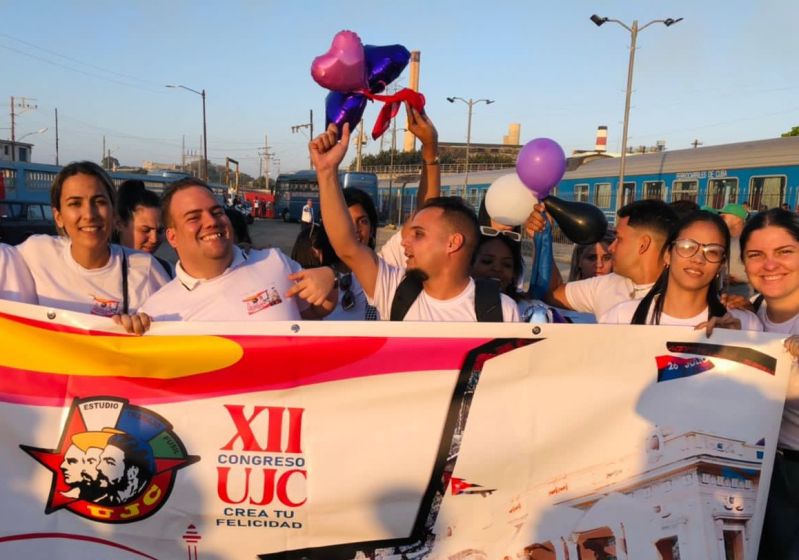 La juventud convoca: Crecer con futuro