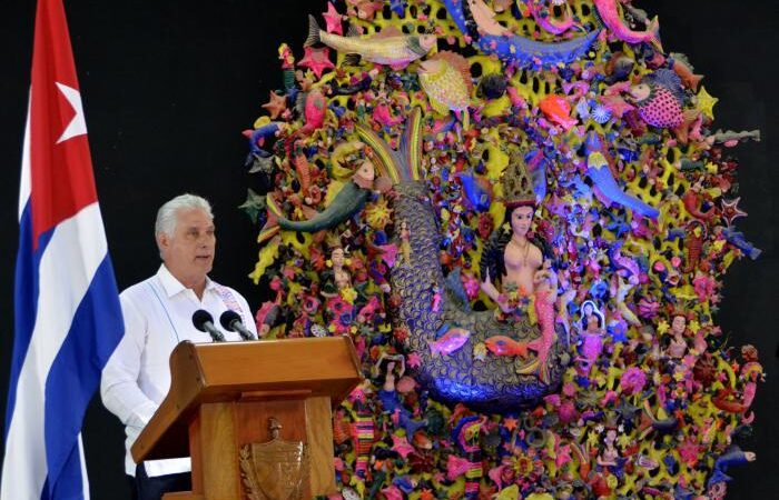 Díaz-Canel: «Nada más político y a la vez cultural. Eso es Casa de las Américas»