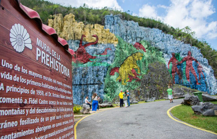 Mural de la Prehistoria, un fresco de obligada visita