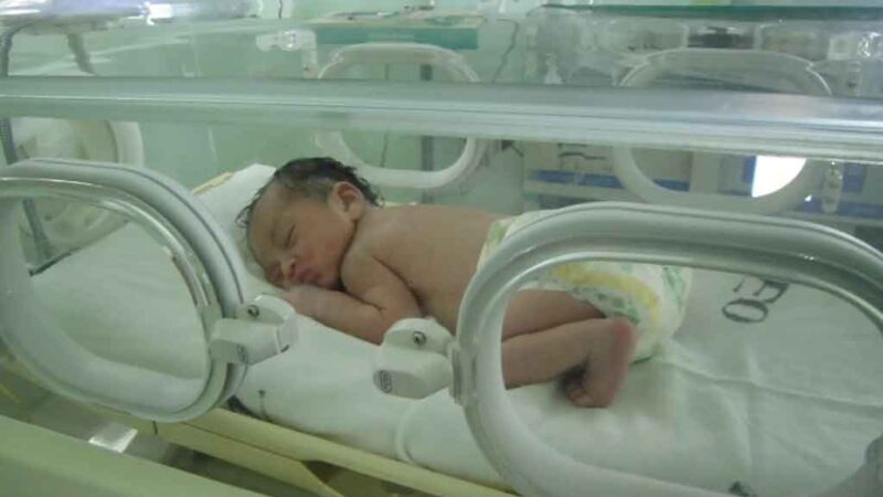 Unicef apoya servicios de neonatología cubanos