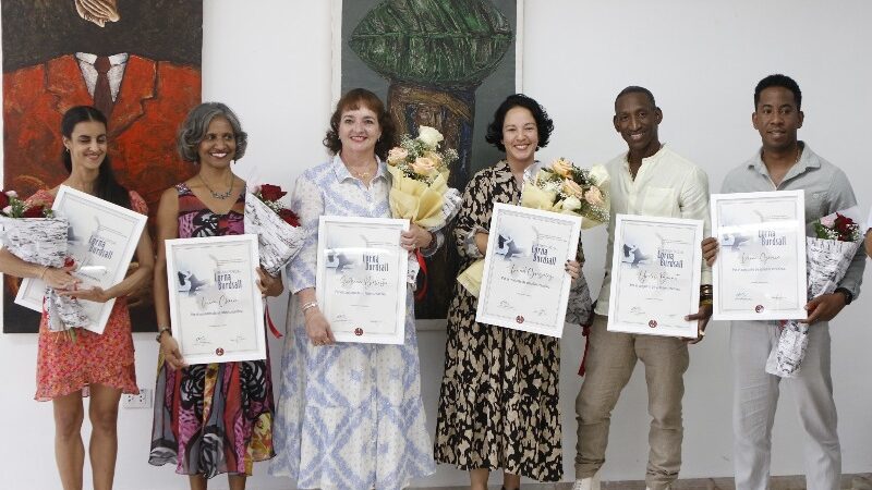 Entregan premio Lorna Burdsall a siete destacadas figuras de la danza cubana