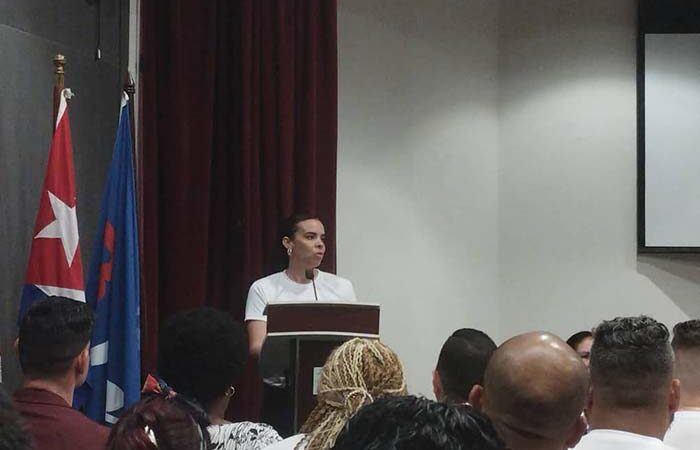 Instructores de arte asumen nuevos retos desde el compromiso