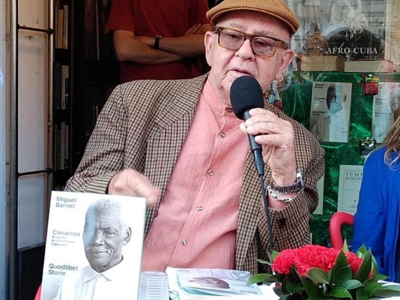 Presenta Miguel Barnet en Italia su libro Biografía de un Cimarrón