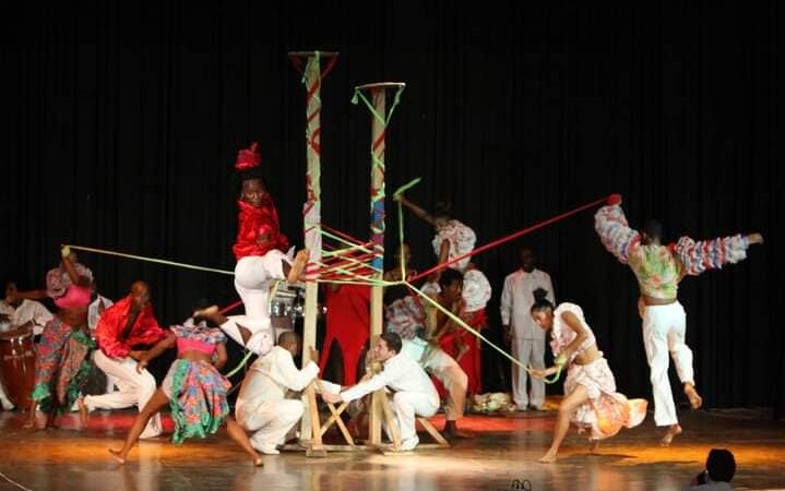 Celebra compañía folclórica Ban Rarrá 30 años de vida artística