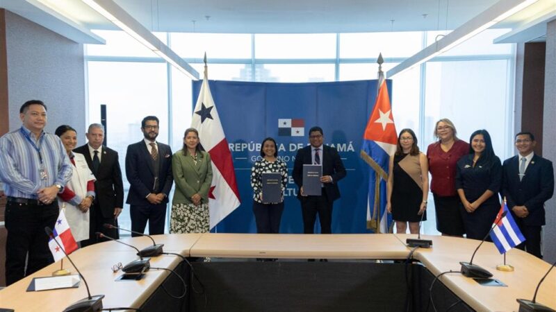 Panamá y Cuba refuerzan cooperación en esfera cultural