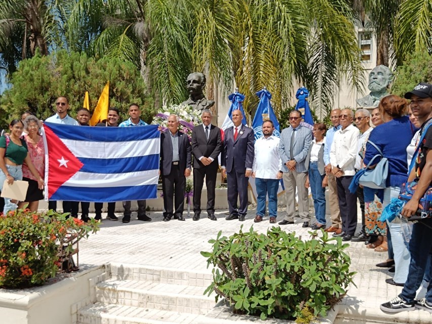 Homenaje al Héroe Nacional de Cuba José Martí en República Dominicana