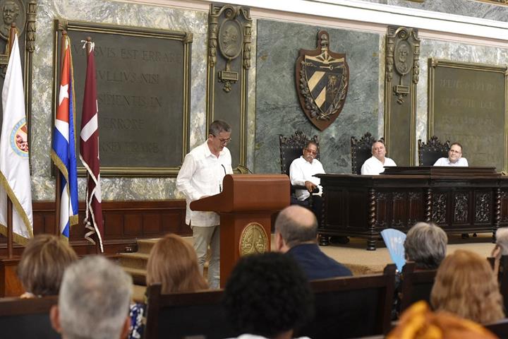 Comenzó en La Habana XIV Coloquio y Festival Nicolás Guillén