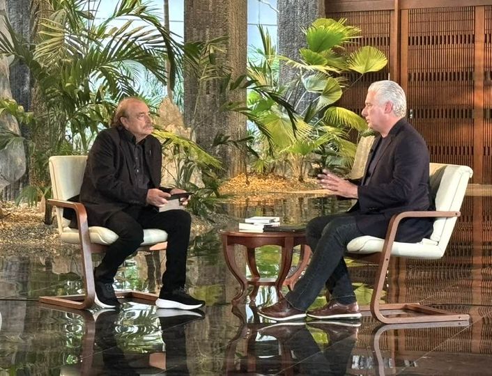 Presidente de Cuba concede entrevista al periodista Ignacio Ramonet