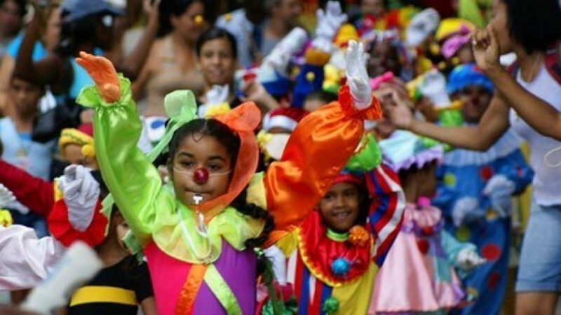 Parlamento felicita a los niños de Cuba (+ posts)