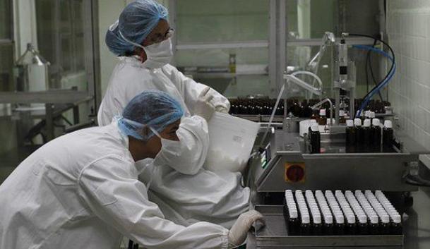 Desarrollarán Cuba y Rusia medicamentos contra enfermedades geriátricas y oncológicas