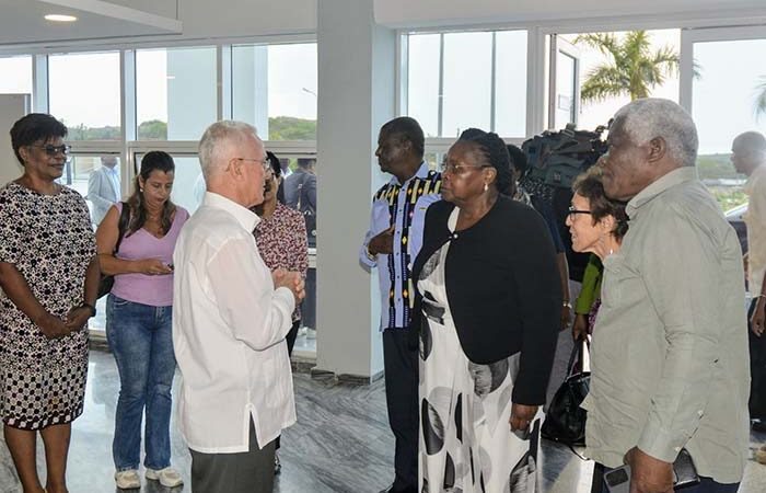 Visita  delegación de Mozambique Centro Fidel Castro y otras instituciones emblemáticas cubanas