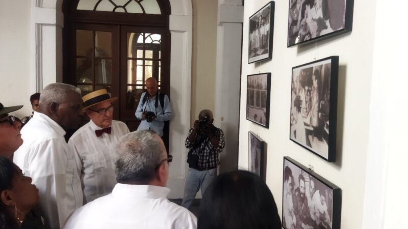 Exposición fotográfica por el aniversario 50 de la experiencia de los Órganos del Poder Popular