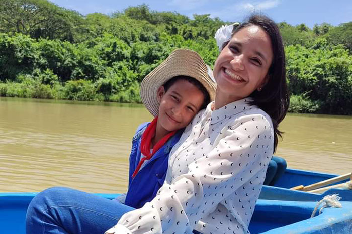 En Granma realizan videoclip en homenaje al Héroe Nacional de Cuba