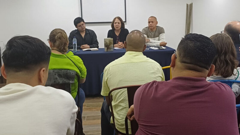 En XXI Feria del Libro de Guatemala dan a conocer dos obras cubanas