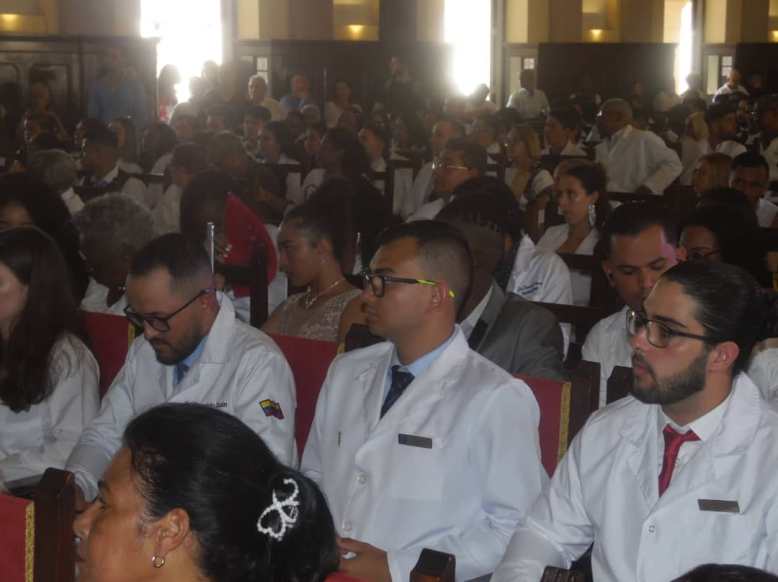 Realiza Ciencias Médicas de La Habana ceremonias de graduación – CMBQ